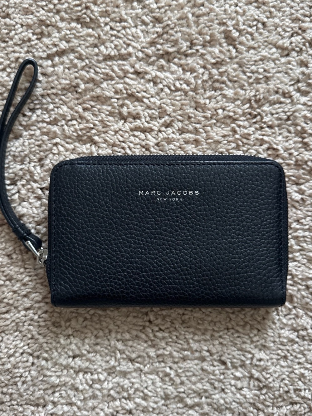 Marc Jacobs black leather wallet